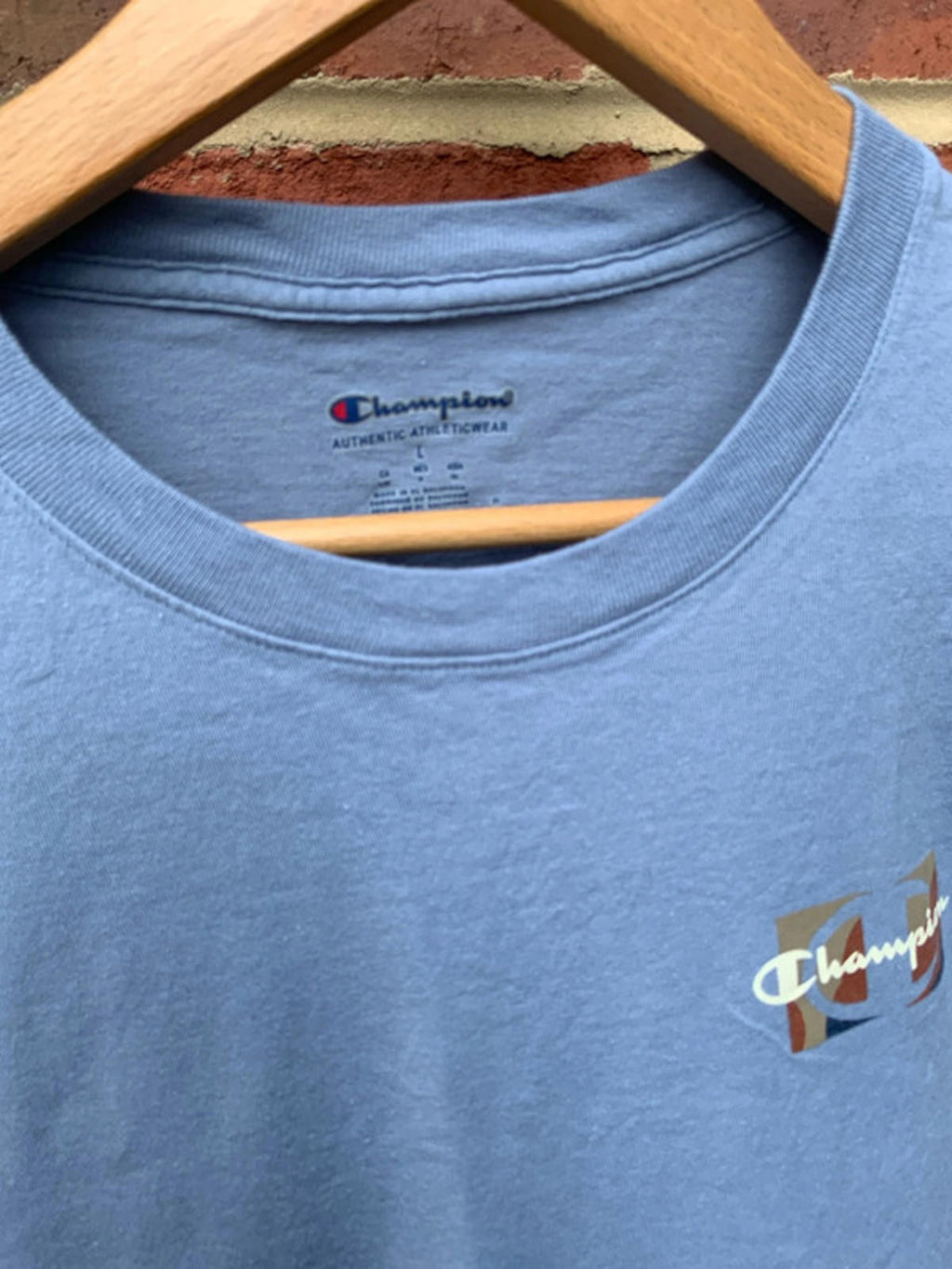 Champion tee large