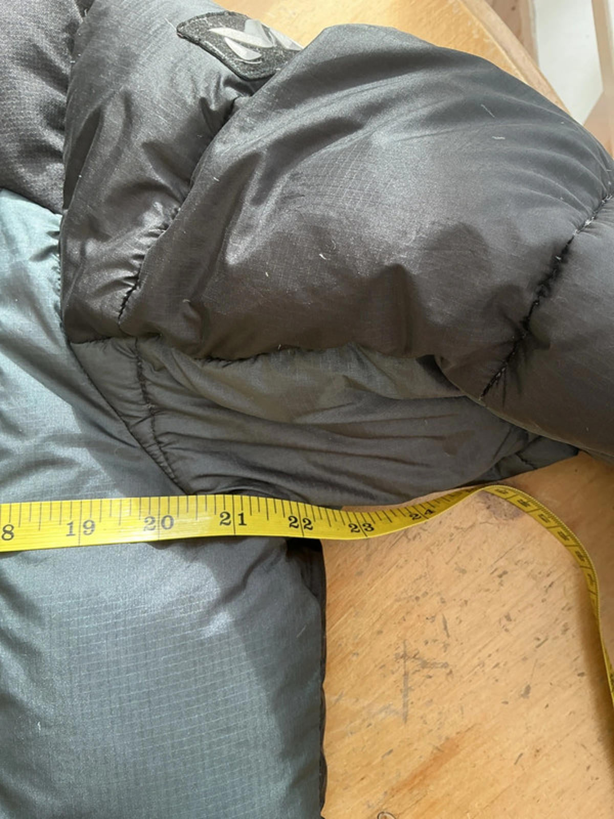 Millet Black Padded Winter Jacket Hooded Size Regular M Warm Outdoor
