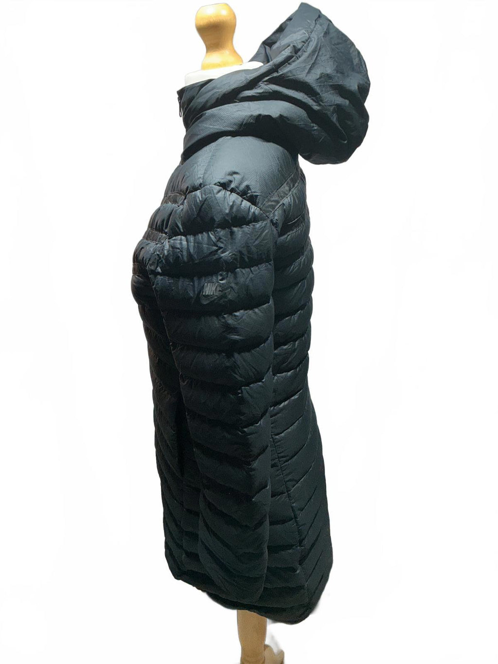 Nike Black Puffer Coat with Hood Size Regular 6 Stylish Winter Outerwear