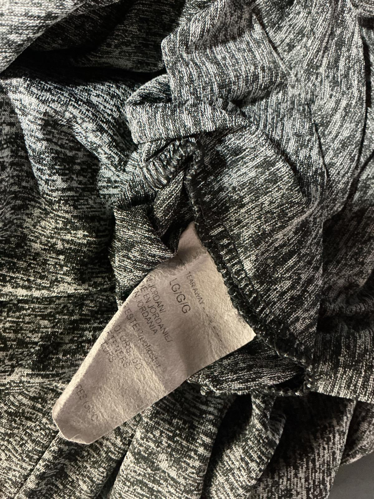 Under Armour  Ladies Grey Activewear T-Shirt