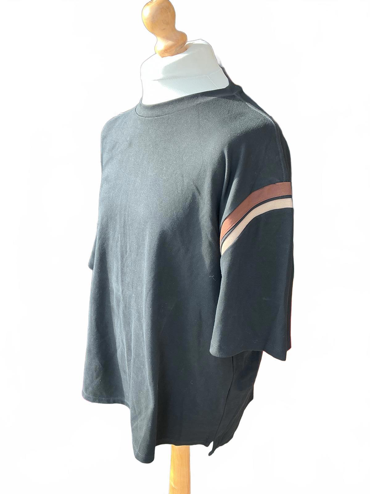 Maniere de Voir T-Shirt with Brown and White Sleeve Stripes, Size XXL