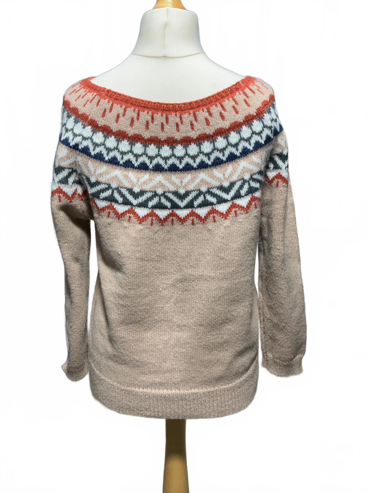 Vintage Women's Patterned Knitted Sweater