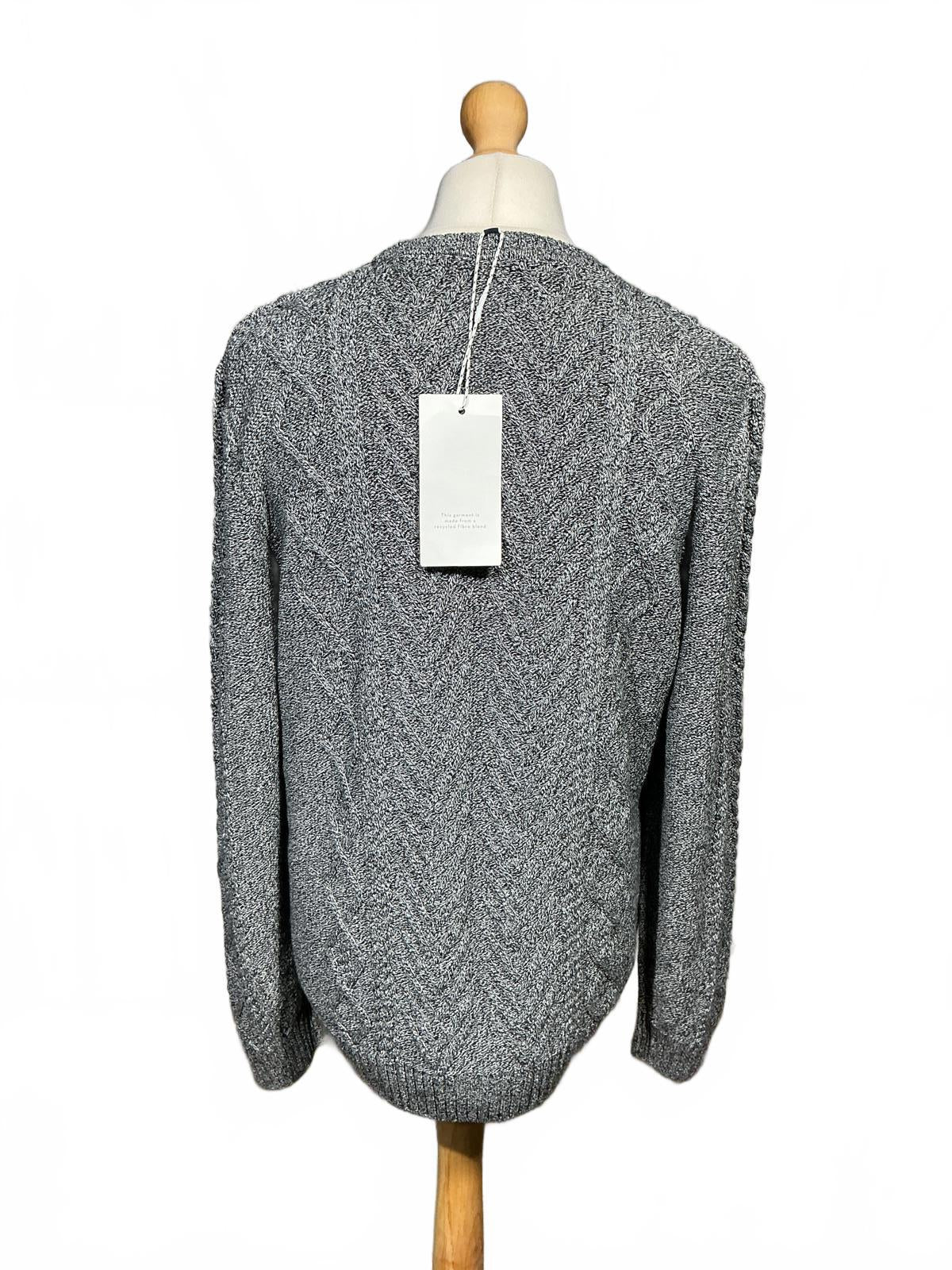 Crew Comapny Men's Grey Crew Neck Sweater