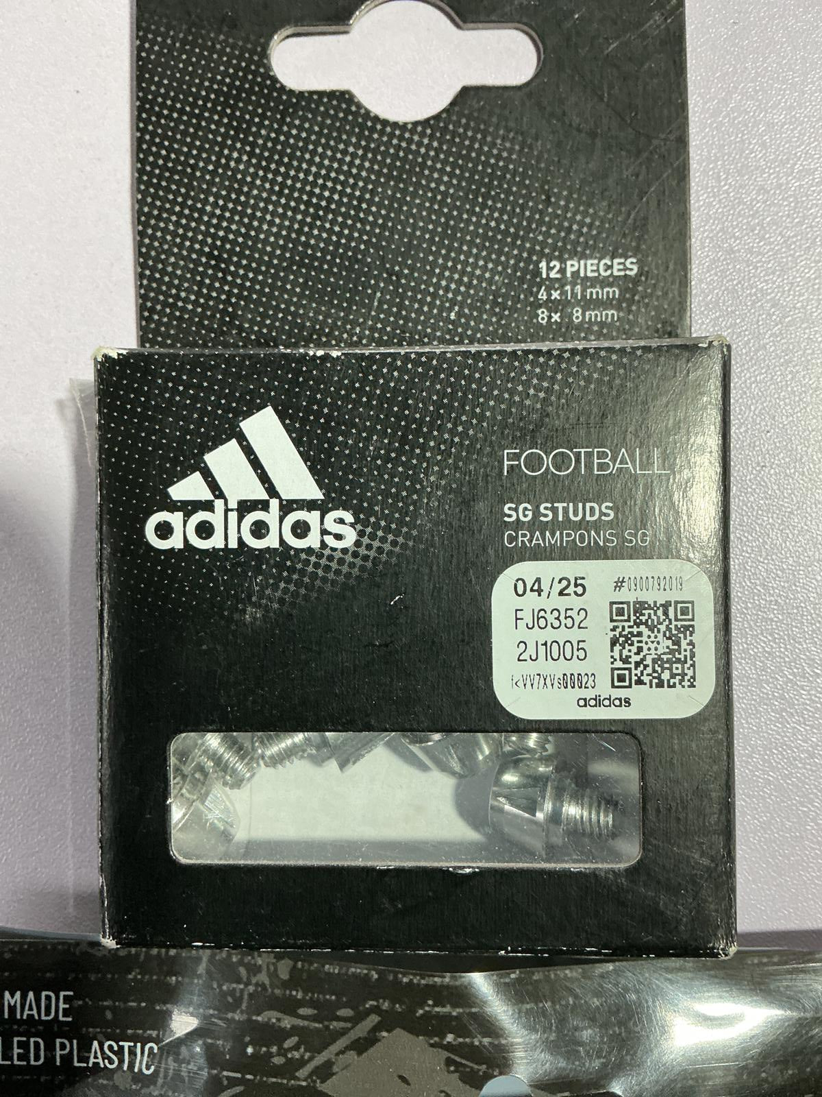 Mitre Medium Shin Guards with Adidas Football SG Studs