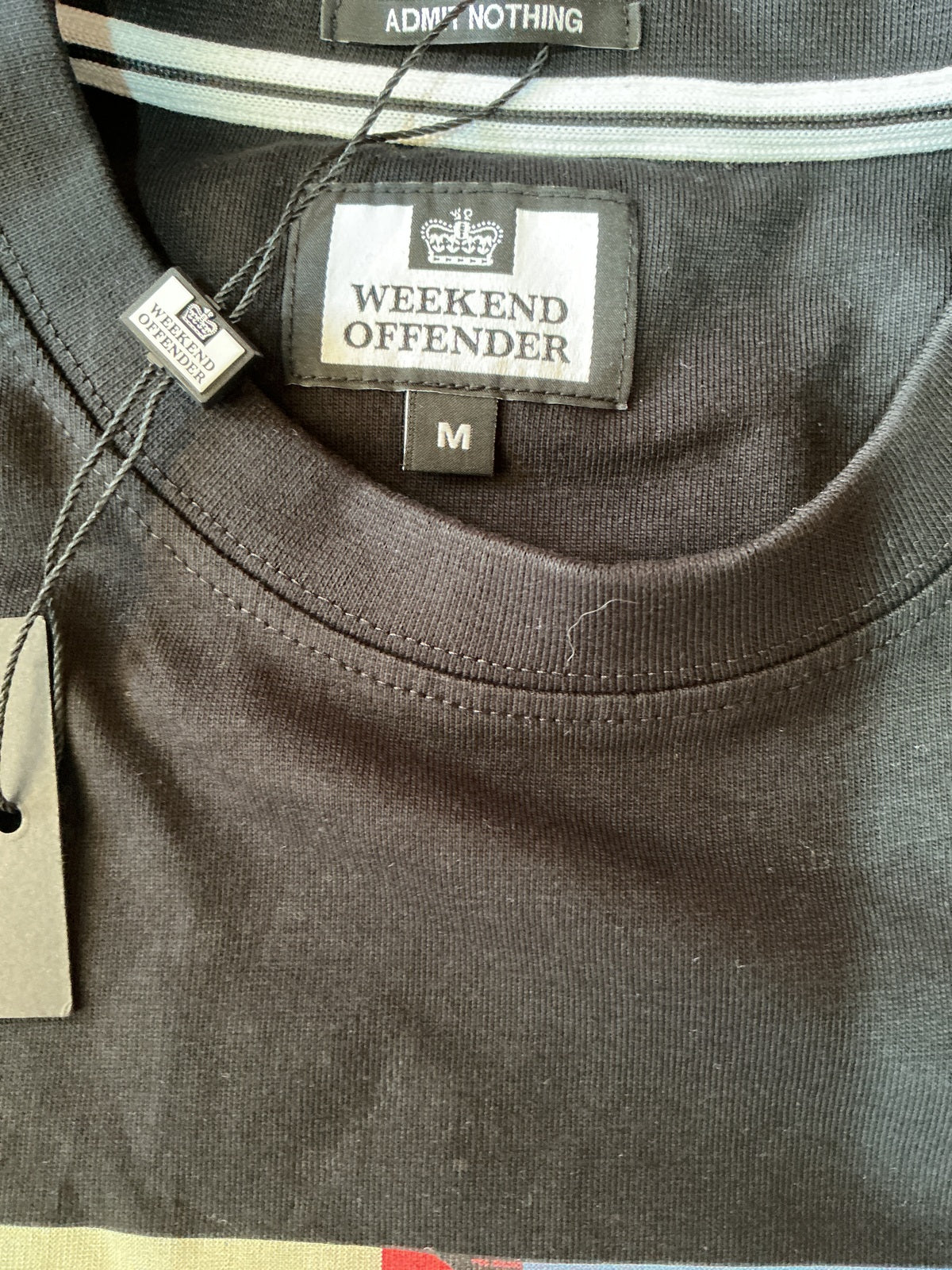 Weekend Offender Black Graphic Print T-Shirt Size M New with Tags