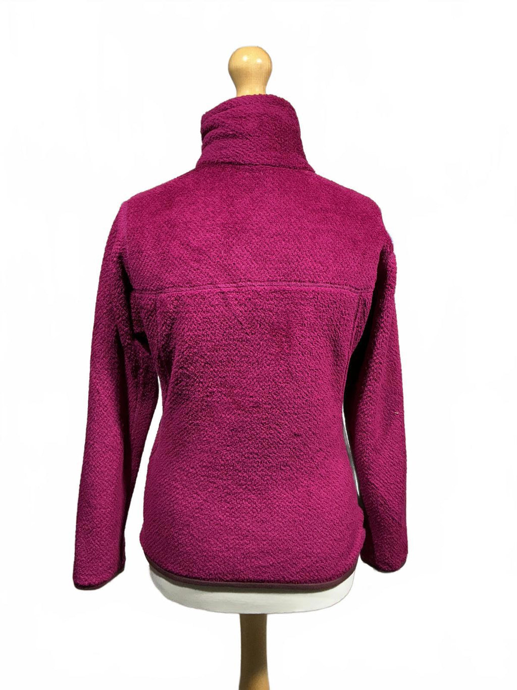 Patagonia Women's Size Small  Purple Fleece Pulleover Jacket Cozy Warm