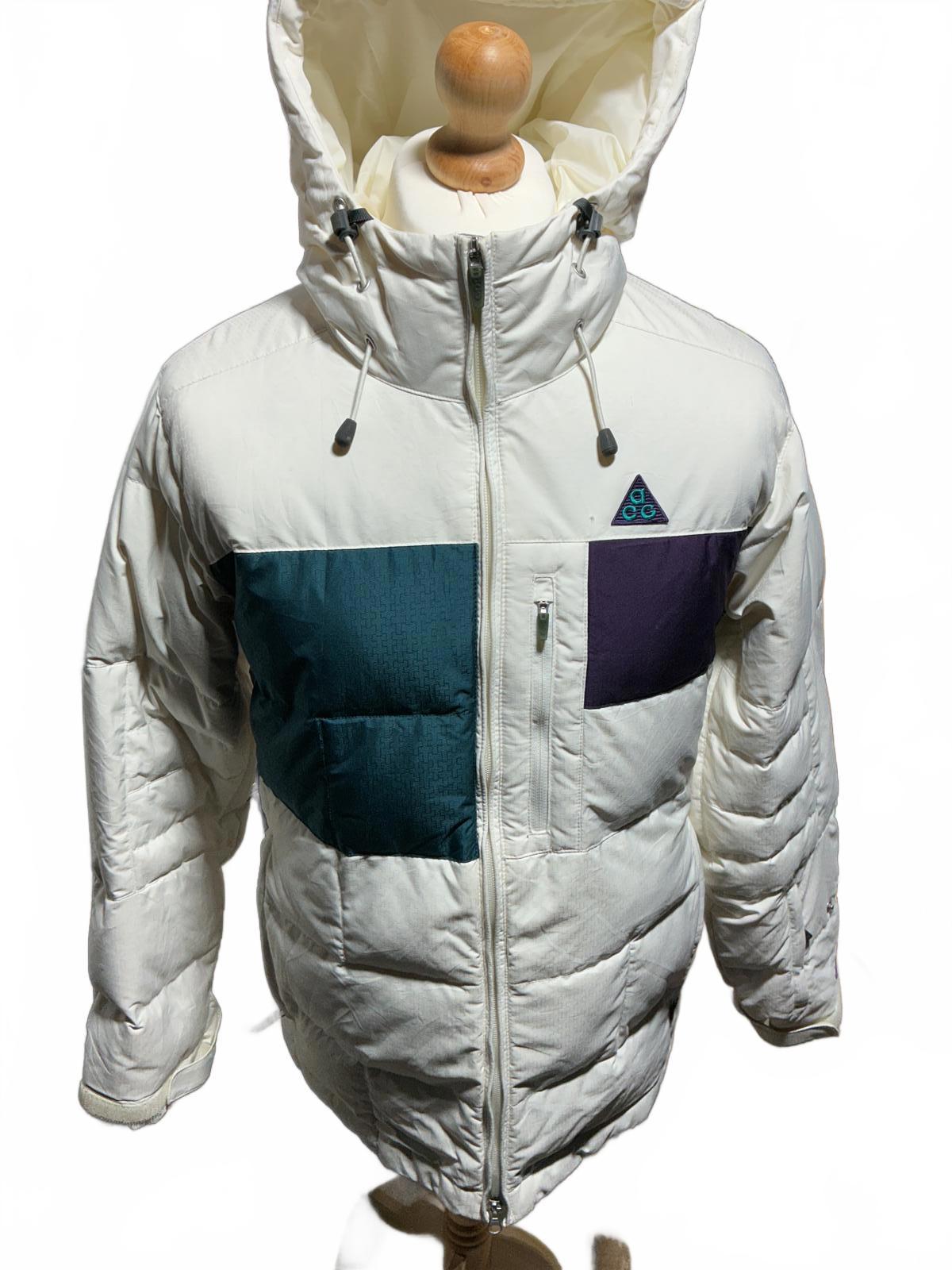 Nike acg jacket medium