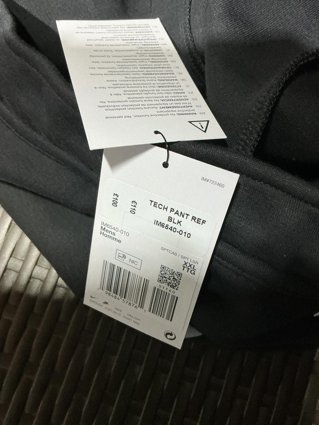 Nike Black Tech Joggers With Reflective Accents XXL