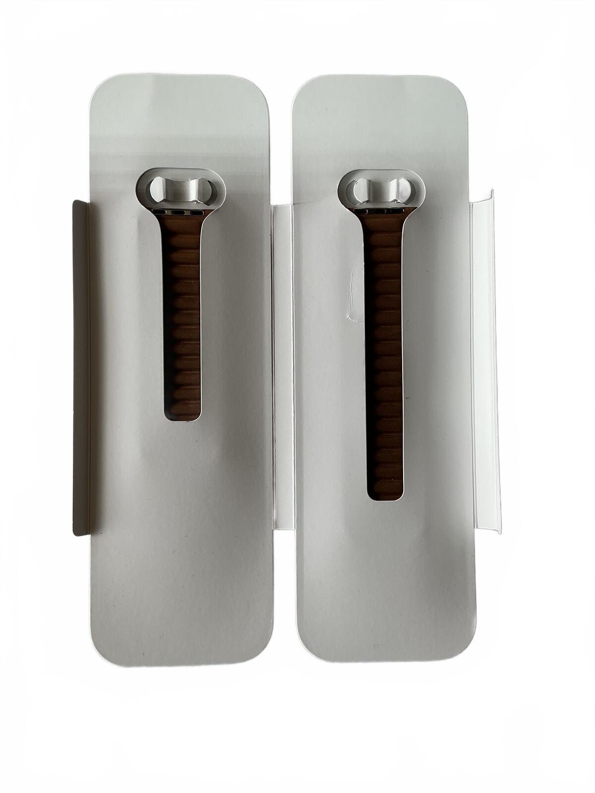 Apple Caramel Magnetic Leather Loop Strap for Apple Watch Size 42mm/44mm Brown