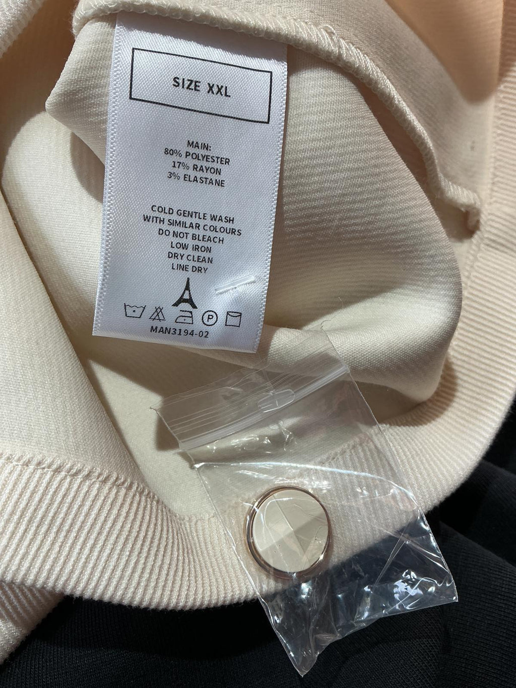 Maniere de Voir Cream Overshirt Jacket Size XXL Classic Style with Button Front