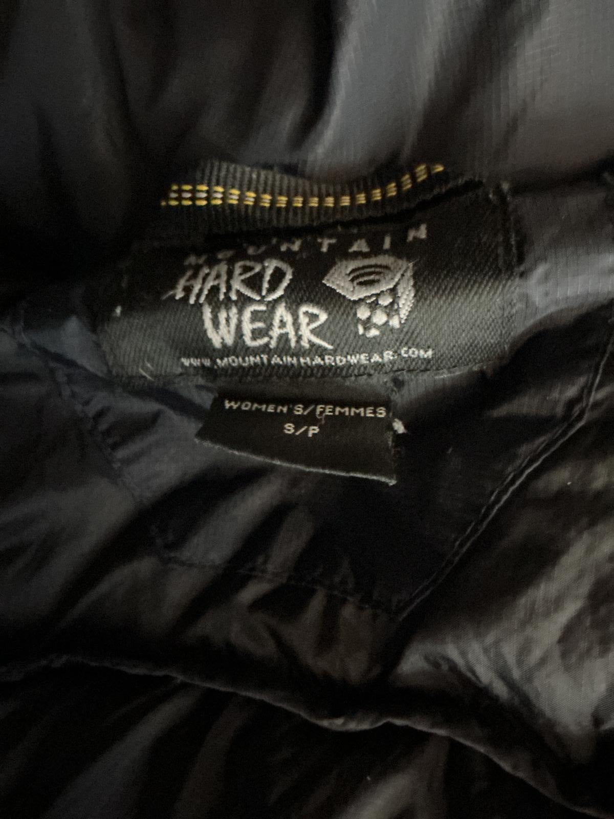 Mountain Hardwear Men's Puffer Jacket High Collar Zipper Pockets Size M Black -
