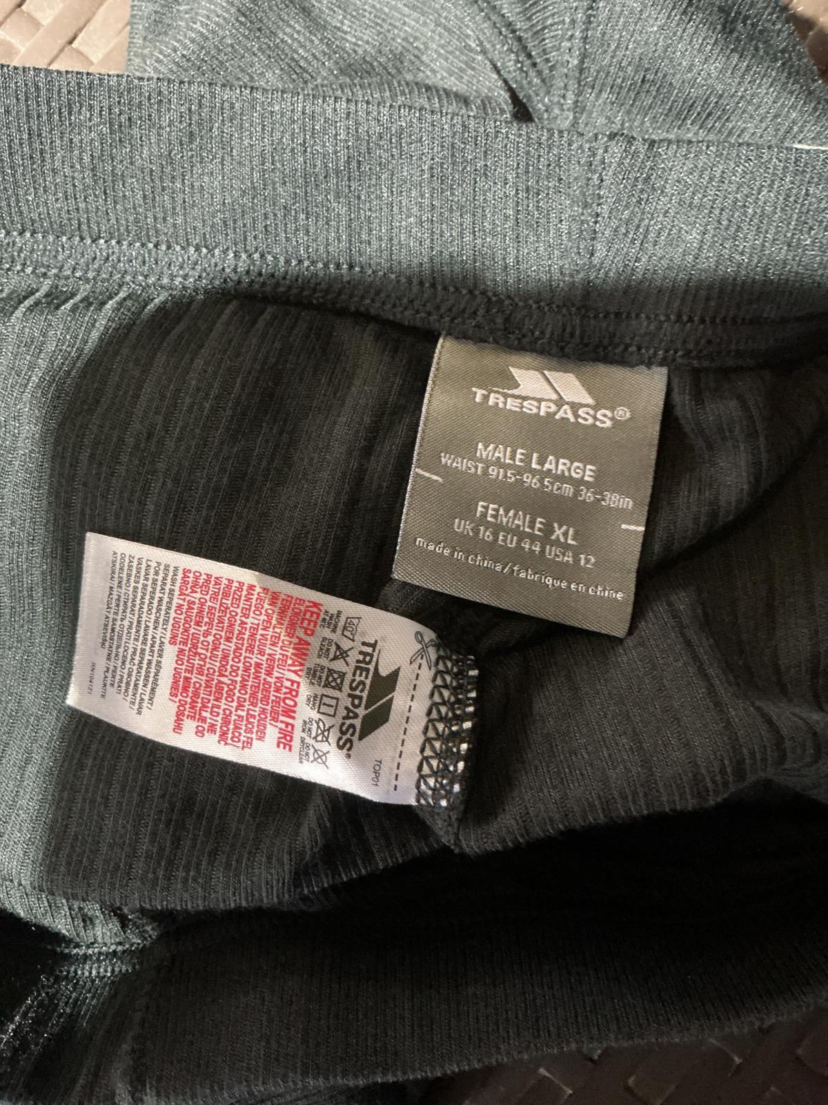Trespass Dark Grey Half-Zip Thermal Pullover and Trousers  Male Large Female XL