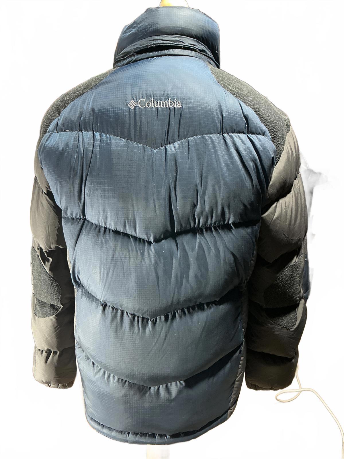 Columbia Men's Blue and Grey Puffer Jacket Medium