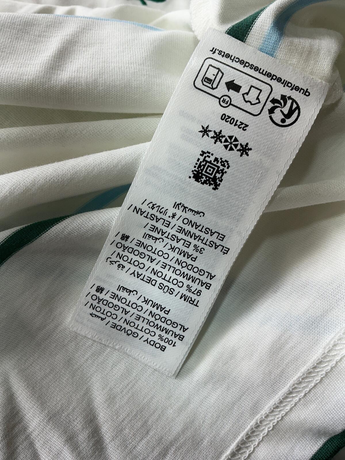 Fred Perry White and Green Striped T-Shirt Size Regular M