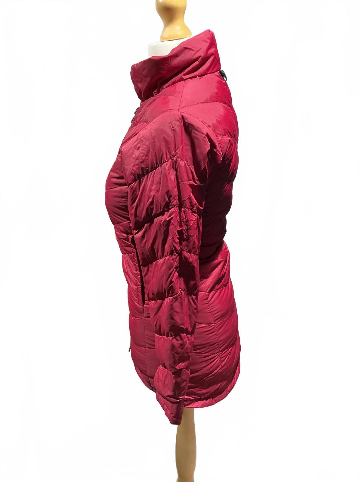 The North Face Women's Burgundy Puffer Jacket Size Xs Warm Winter Coat