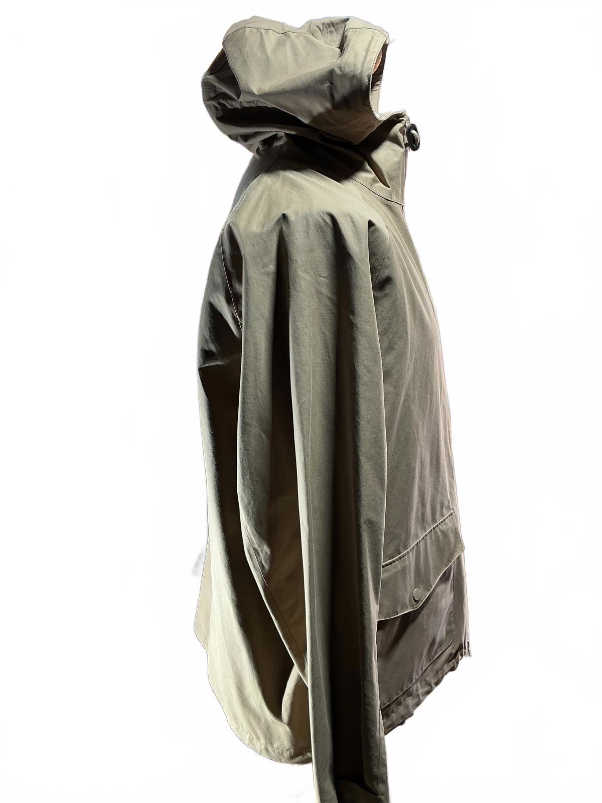 Men's Barbour Hooded Lightweight Jacket in Beige