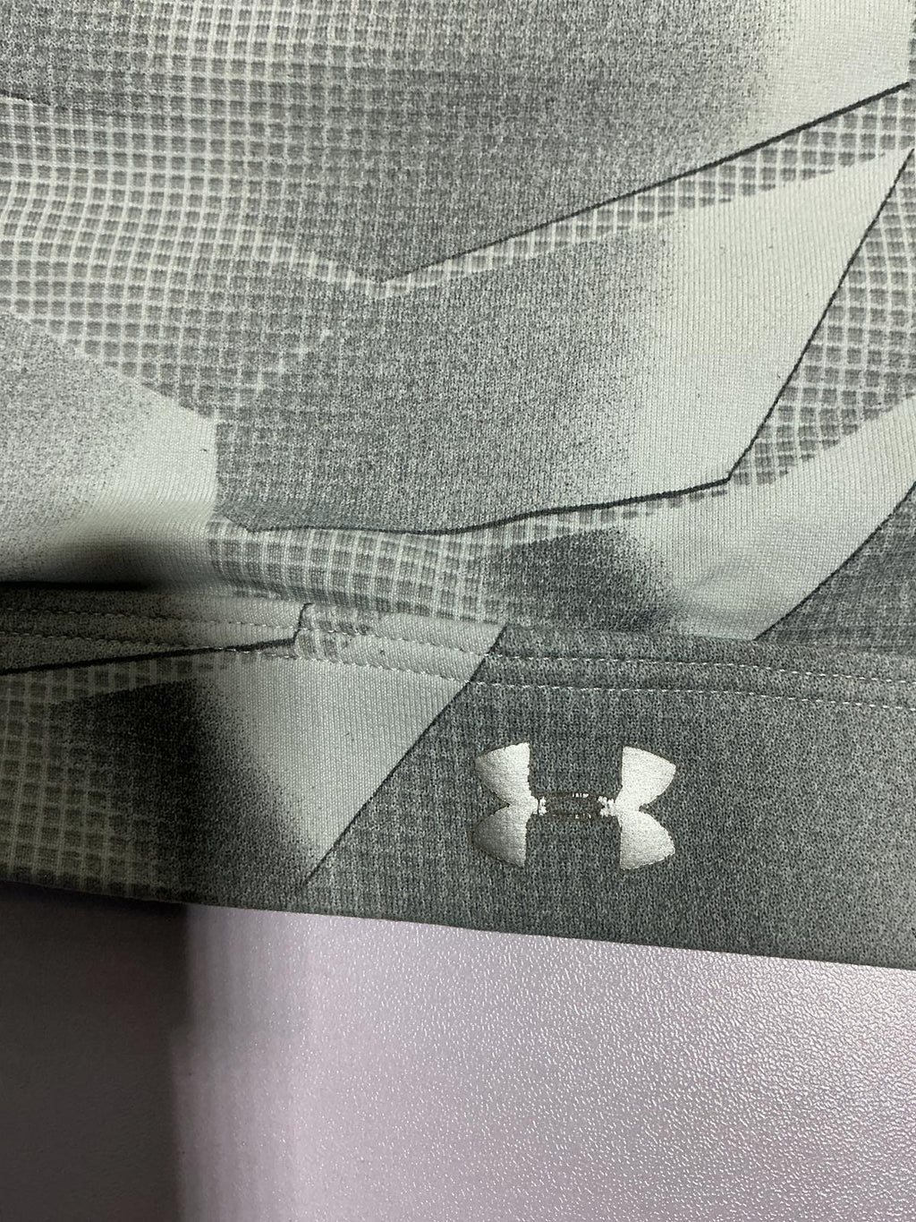 Under Armour Women's Sports Bra Grey Patterned Medium Support