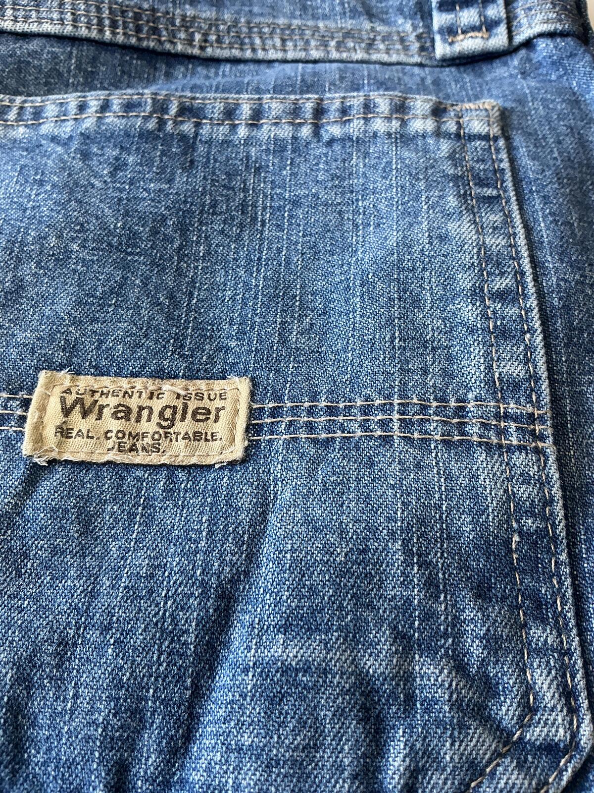 Wrangler Blue Denim Carpenter Shorts Size Waist 40in. Casual Workwear