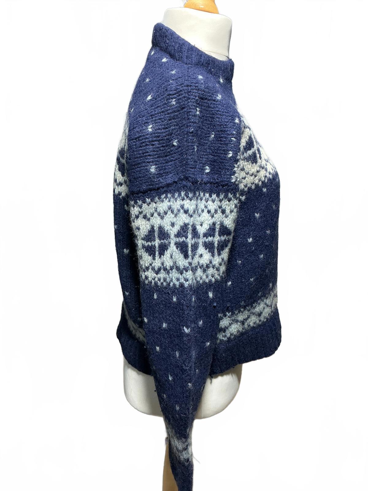 Vintage Vintage Blue and White Icelandic Patterned Wool Sweater