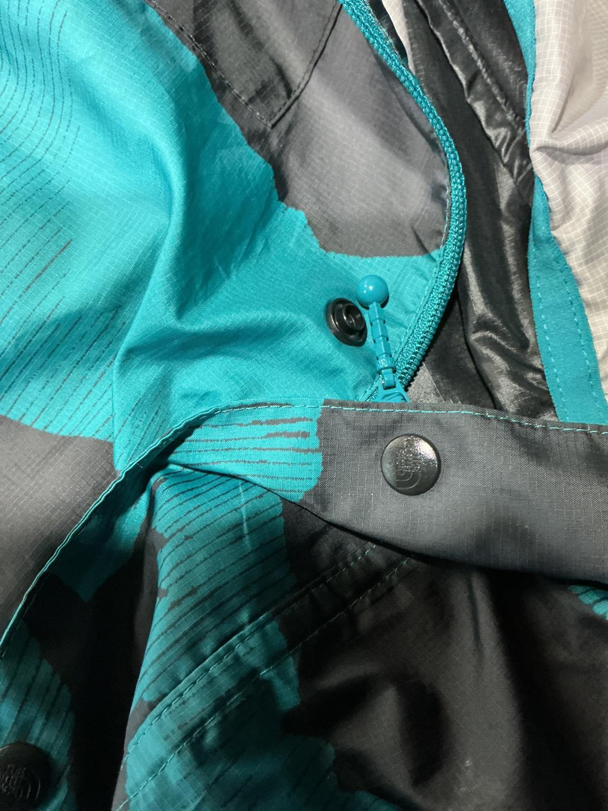 The North Face Men's Windbreaker Jacket 30 year edit Black and Teal Camouflage