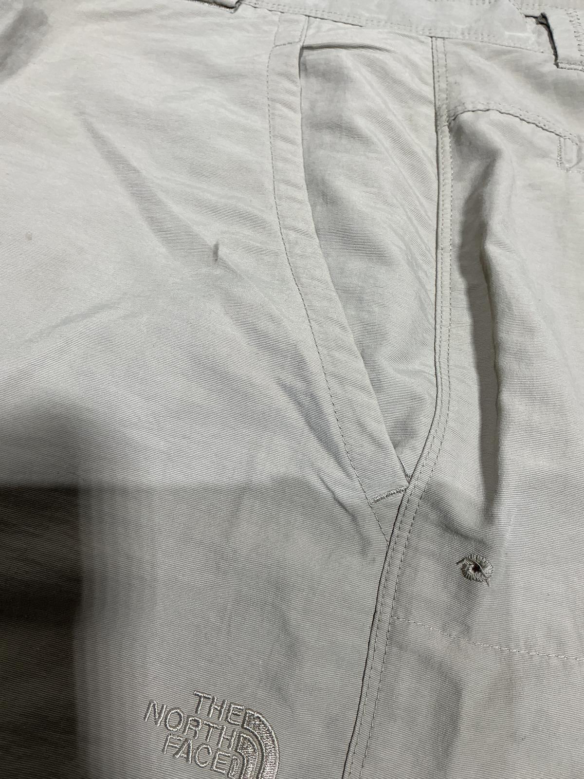 The North Face Men's Beige Outdoor Shorts