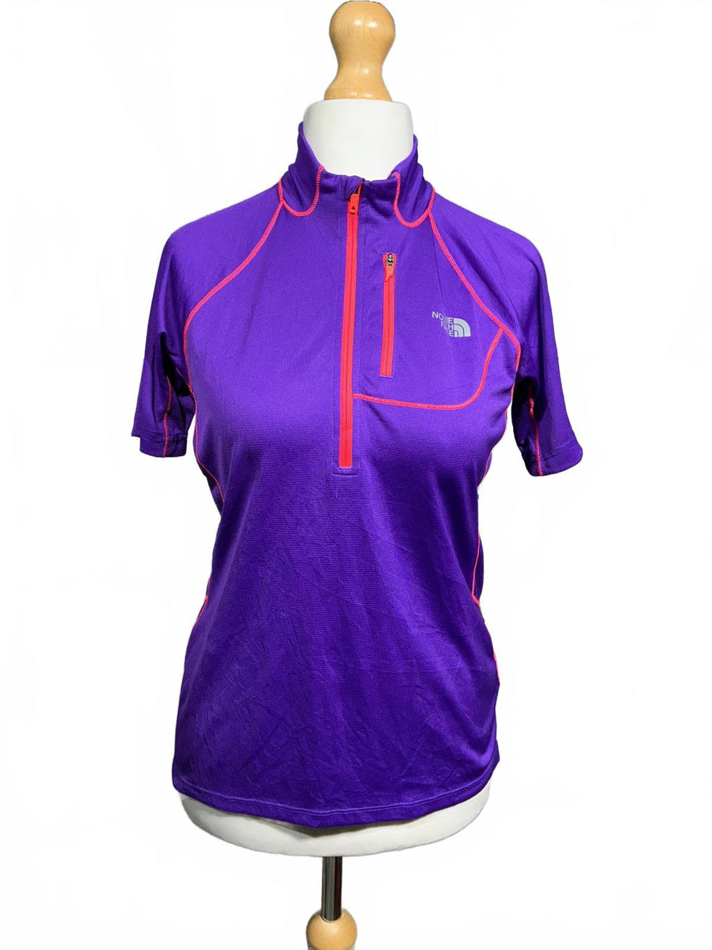 The North Face Women's Purple Short Sleeve Activewear Top