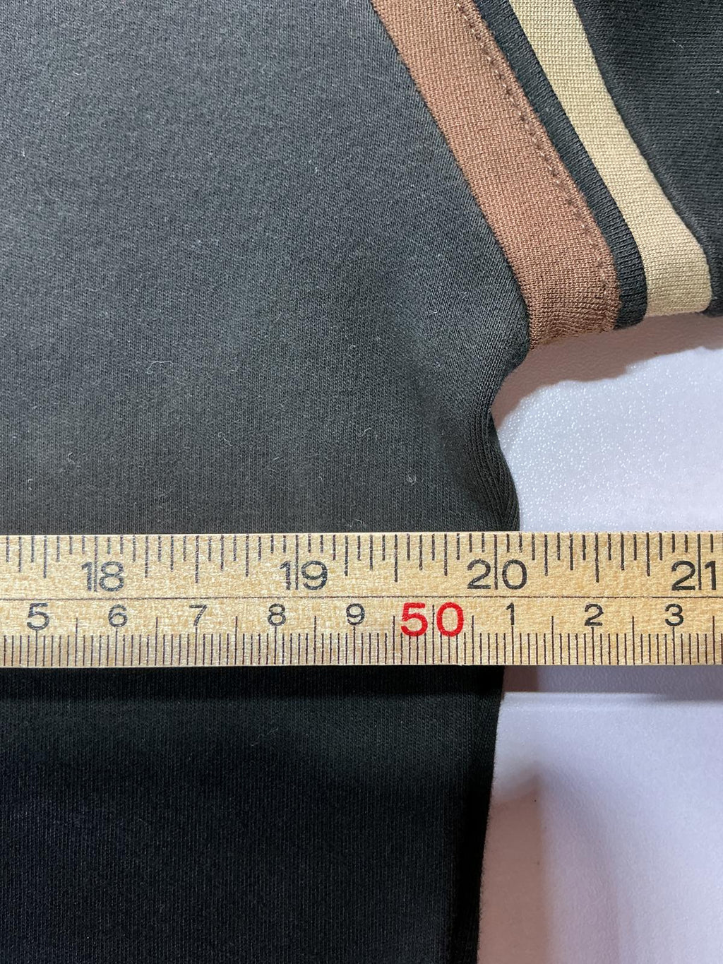 Maniere de Voir Black T-Shirt with Brown Stripes Size Xs