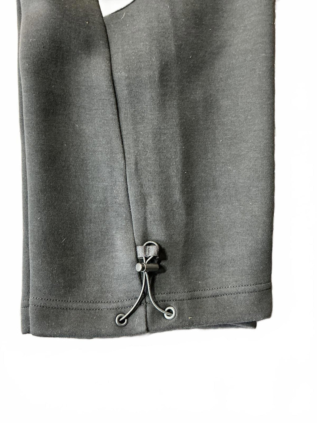 *New* Nike Tech Men's Black and Grey Joggers Size Medium Comfortable Fit