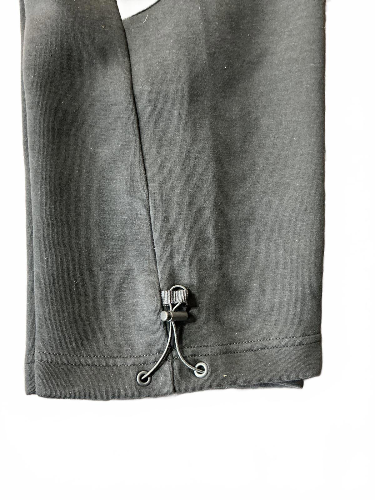 *New* Nike Tech Men's Black and Grey Joggers Size Medium Comfortable Fit