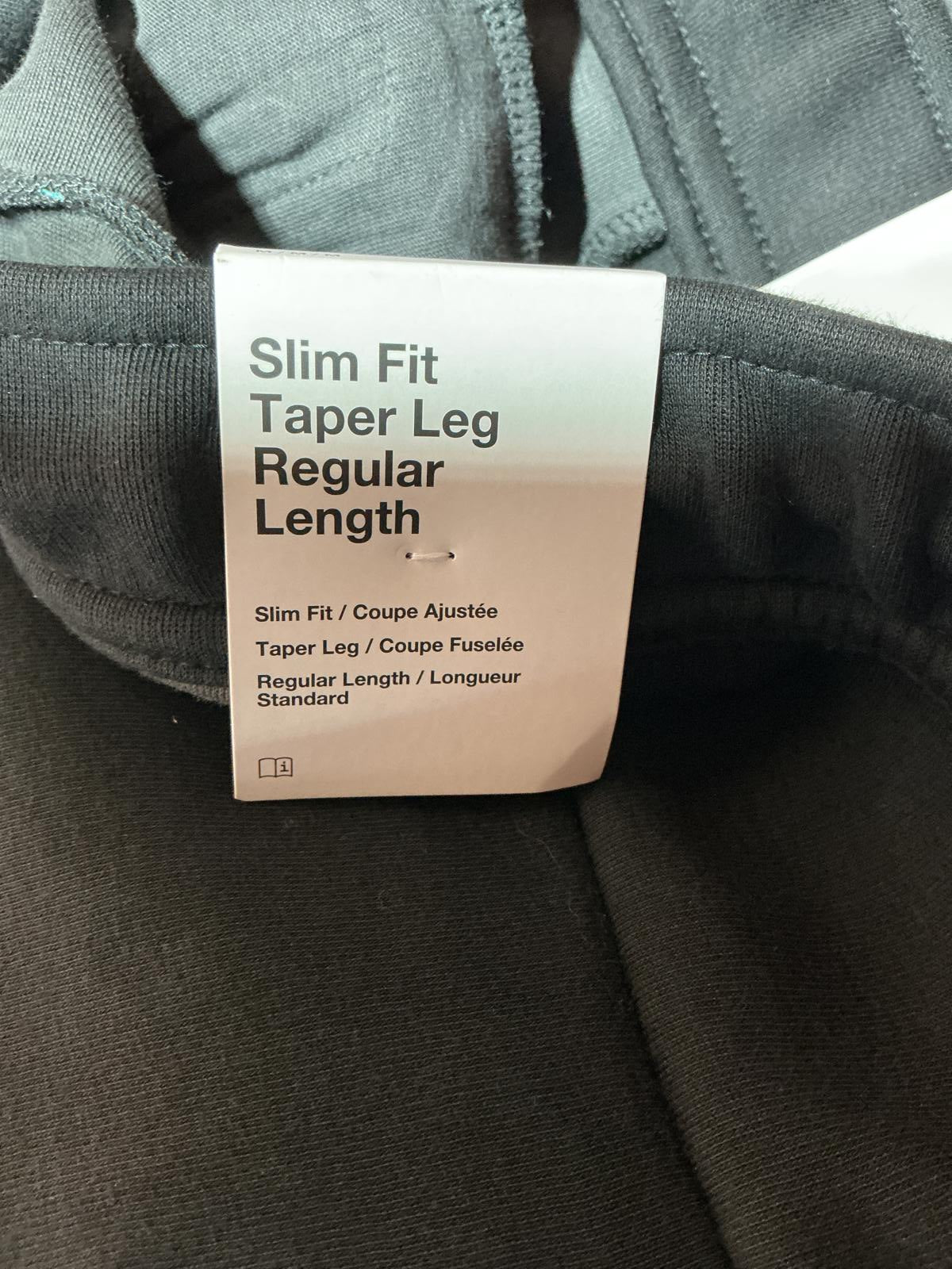 *New* Nike Tech Men's Black and Grey Joggers Size Medium Comfortable Fit