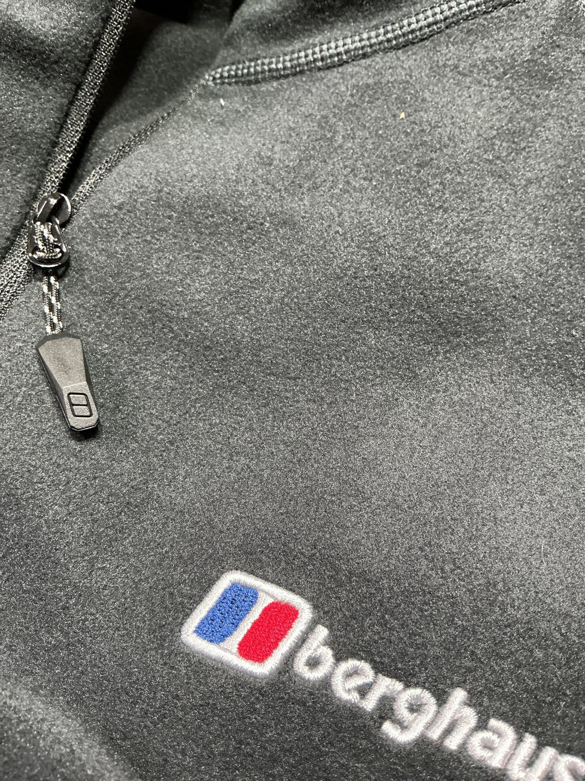Berghaus Men's Black Fleece 1/4 Zip Pullover Size Regular M