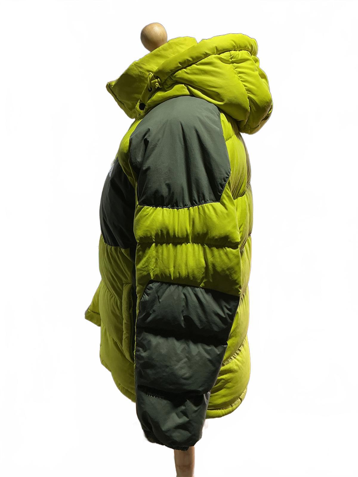 The North Face Men's Puffer Jacket in Green