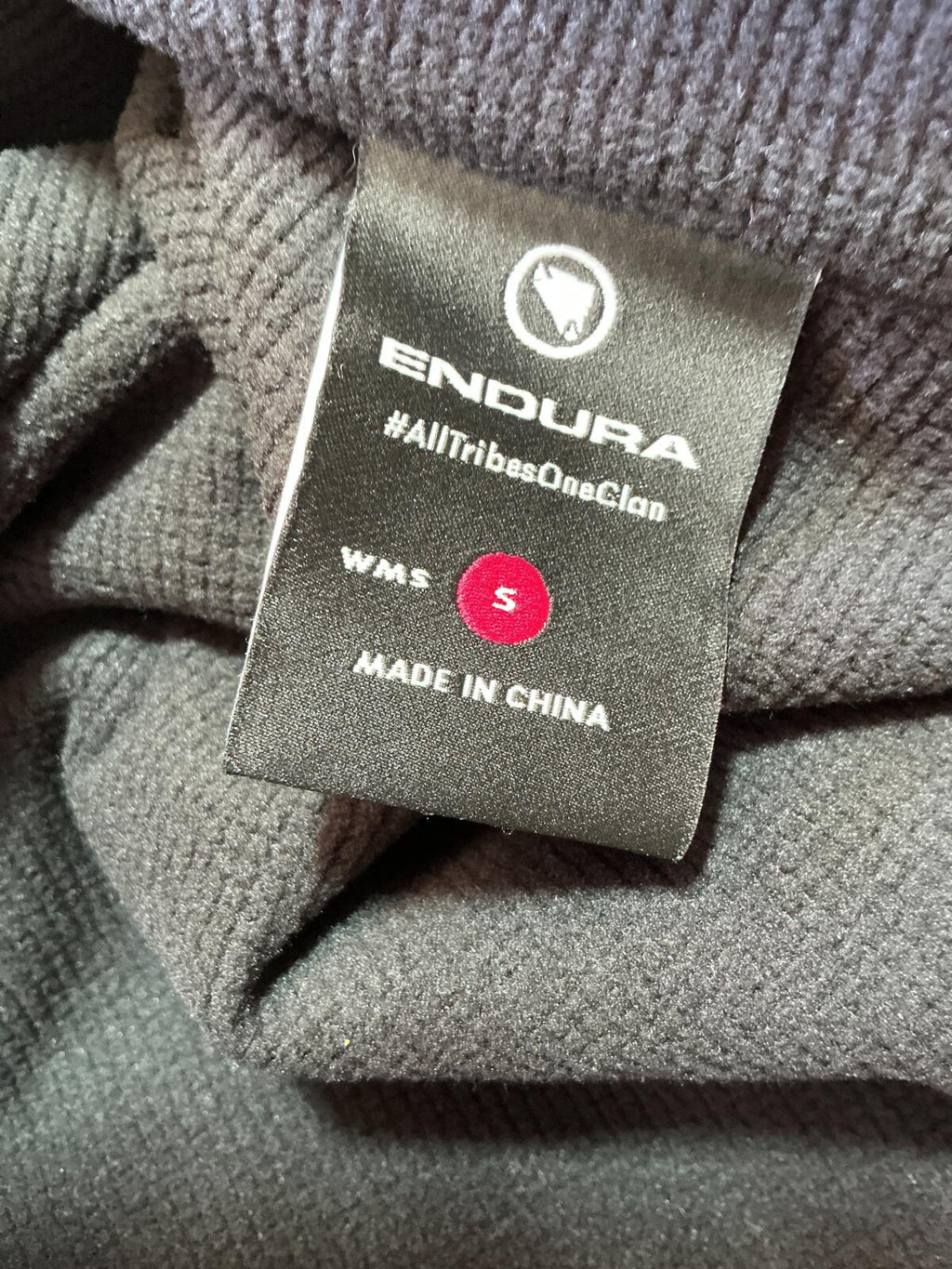 Endura Women's Windchill 2 Black Cycling Jacket Size Small Lightweight Softshell
