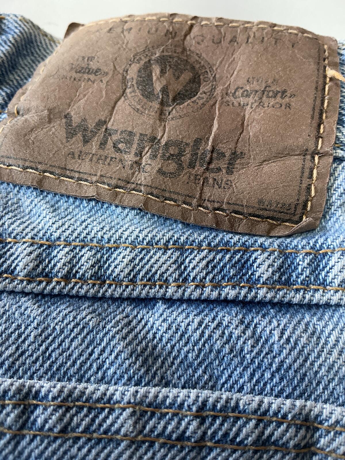 Wrangler Light Blue Denim Shorts Casual Summer Wear Size Waist 36in.