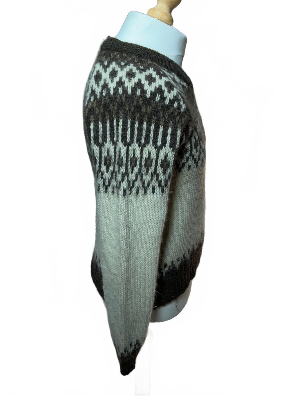 Vintage Men's Nordic Style Knit Sweater V-Neck Wool Blend