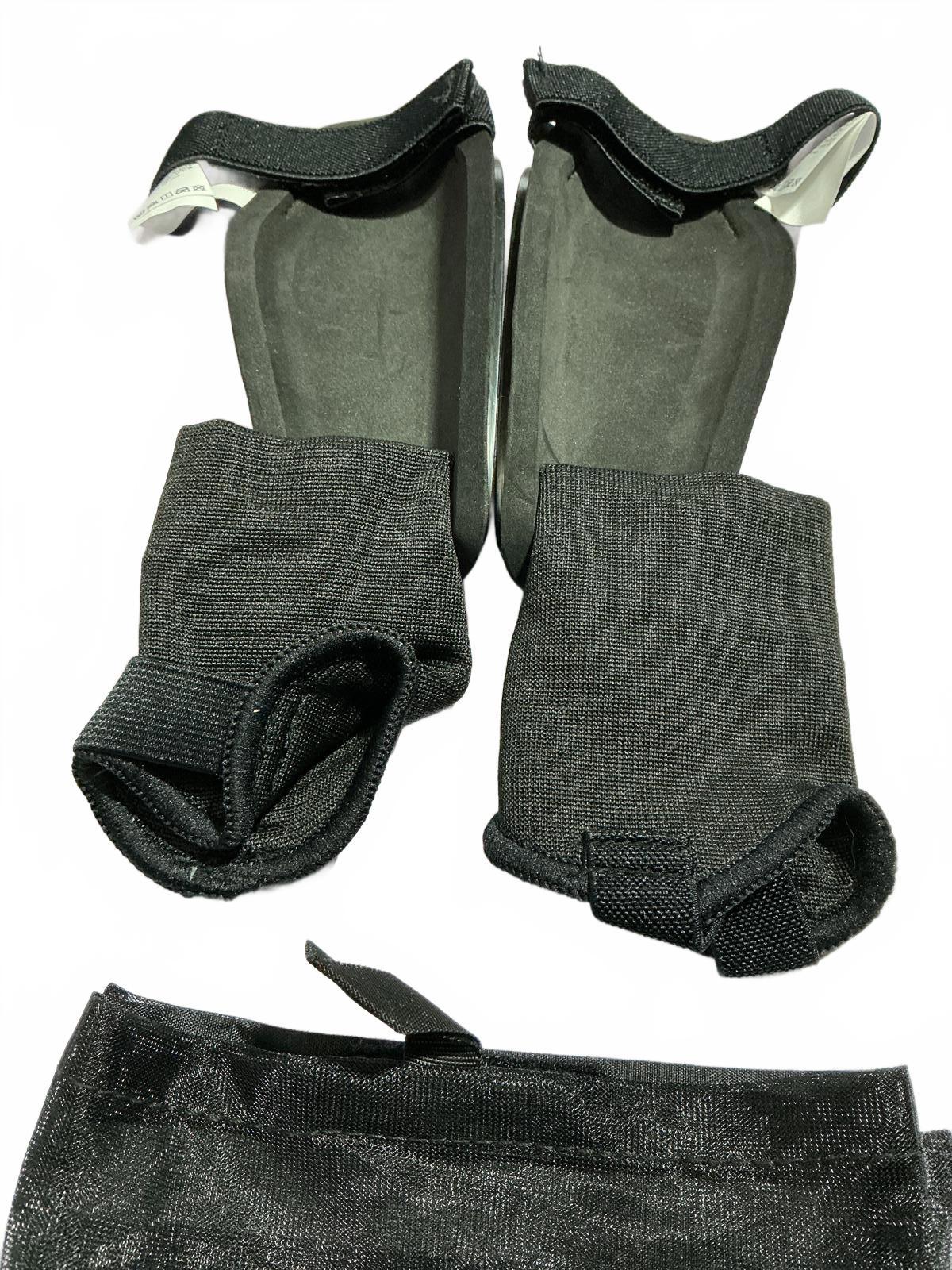 Nike Charge Football/Soccer Shin Guards Youth Medium