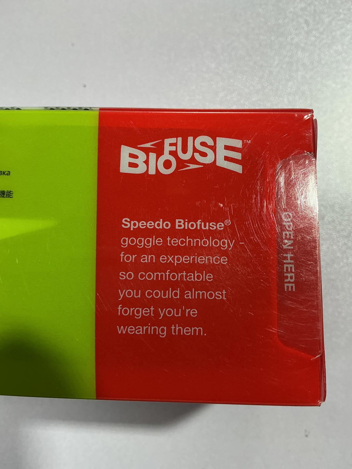 Speedo Biofuse Swimming Goggles Size Wide Fit