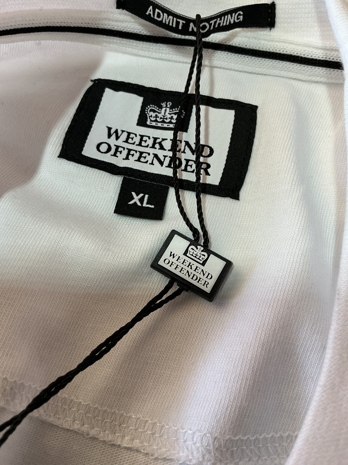 *NEW* Weekend Offender White Graphic T-Shirt Size Regular XL Large