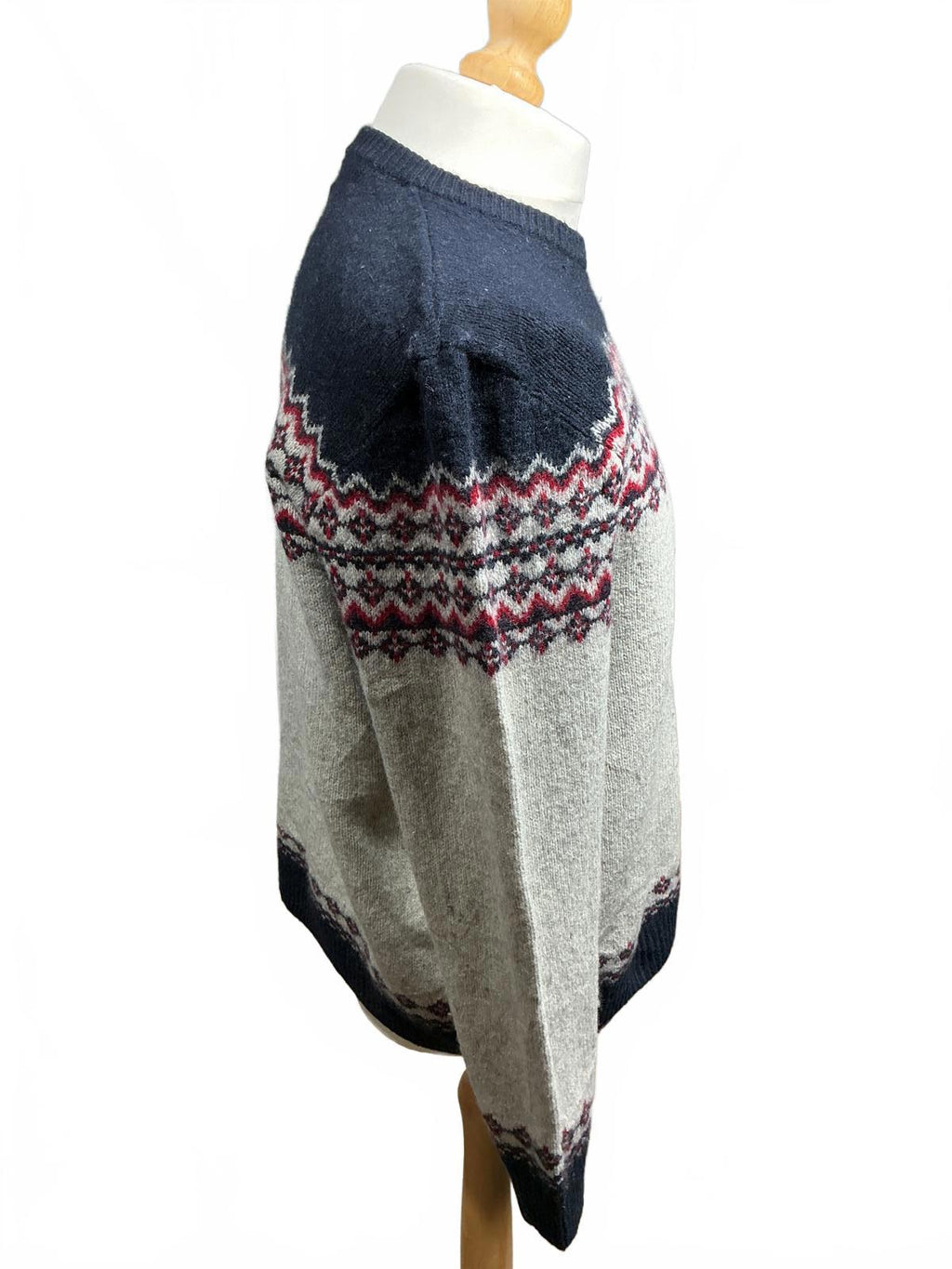 Vintage Men's Nordic Pattern Wool Sweater