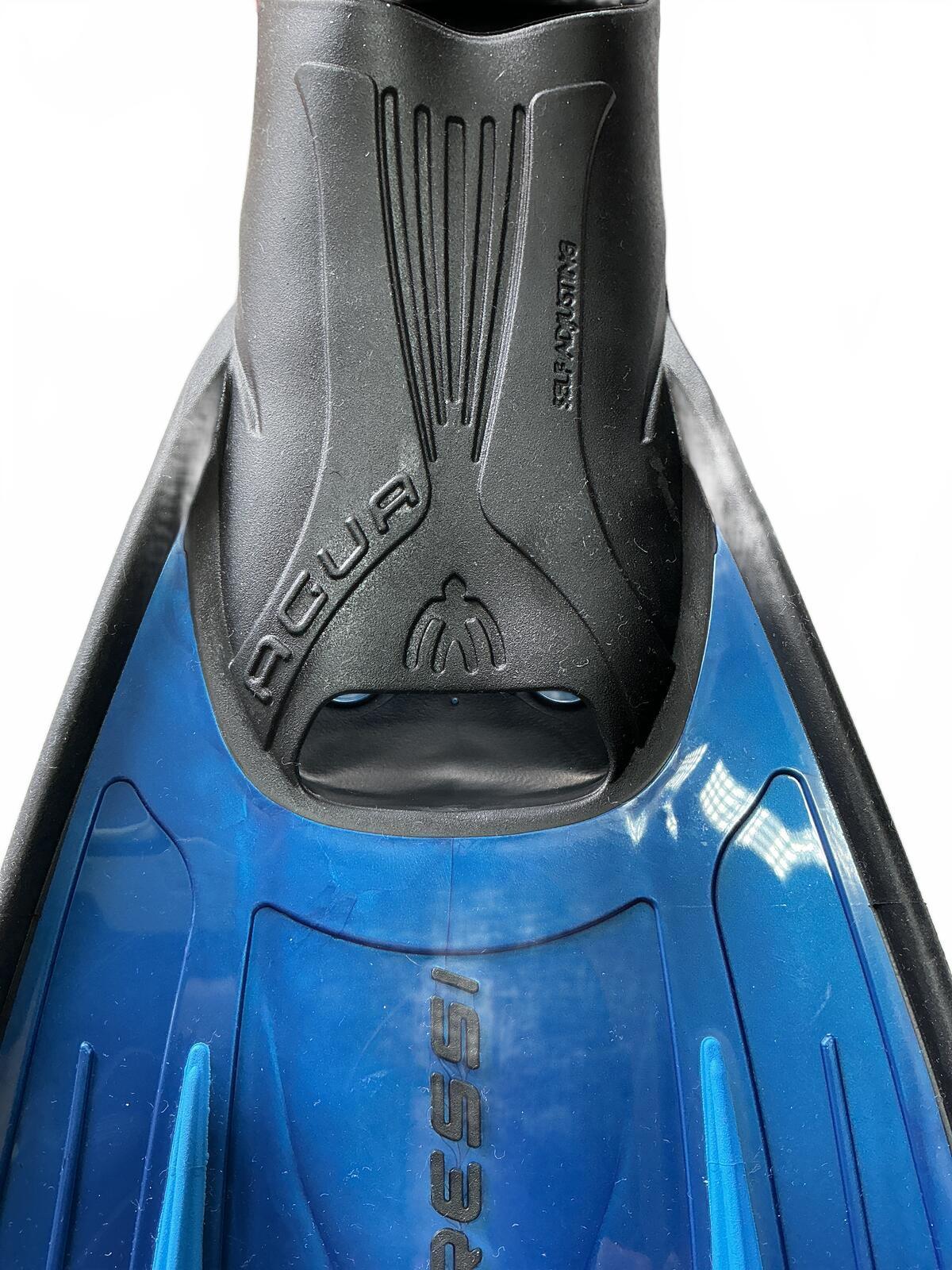Cressi Agua Short Blue Snorkel Fins Size Uk 2.5-3.5 35/36 Swimming Fins