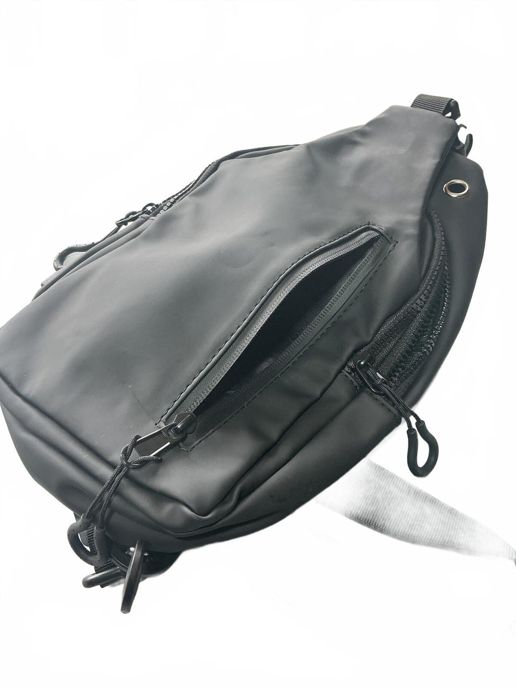 Geestock Black Sling Bag Crossbody Compact Size Adjustable Strap