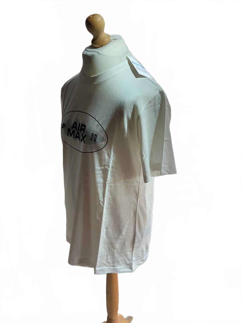 Nike Air Max White T-Shirt Size Regular M Casual Comfortable Fit