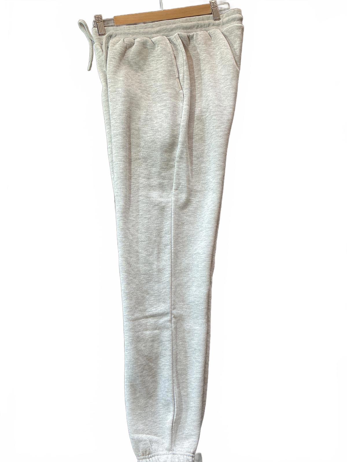 Closure Ldn Regular M Grey Hoodie and Joggers Set Comfortable Casual Loungewear