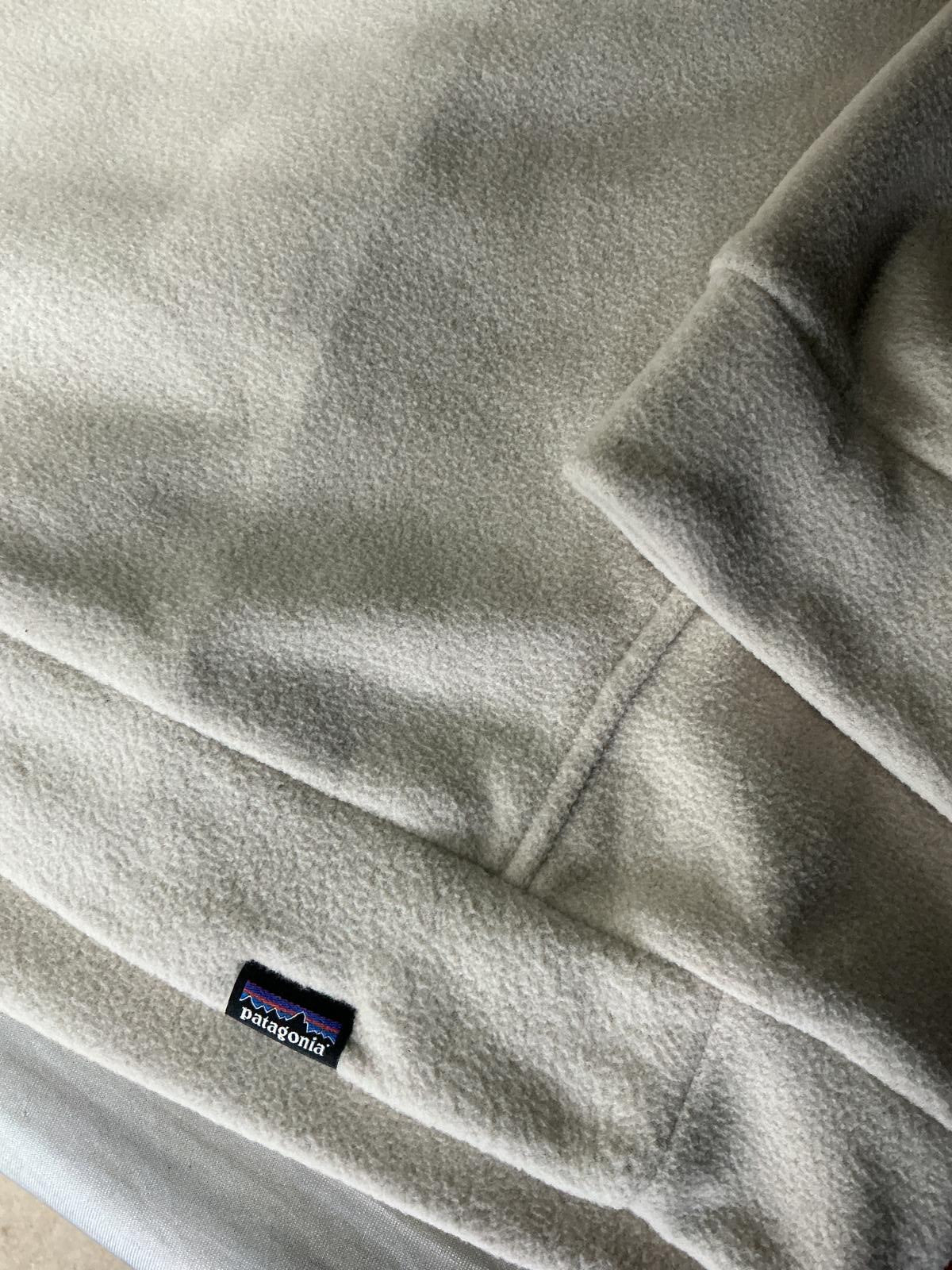 Patagonia Men's Micro D Large Lightweight Fleece Pullover With Pockets