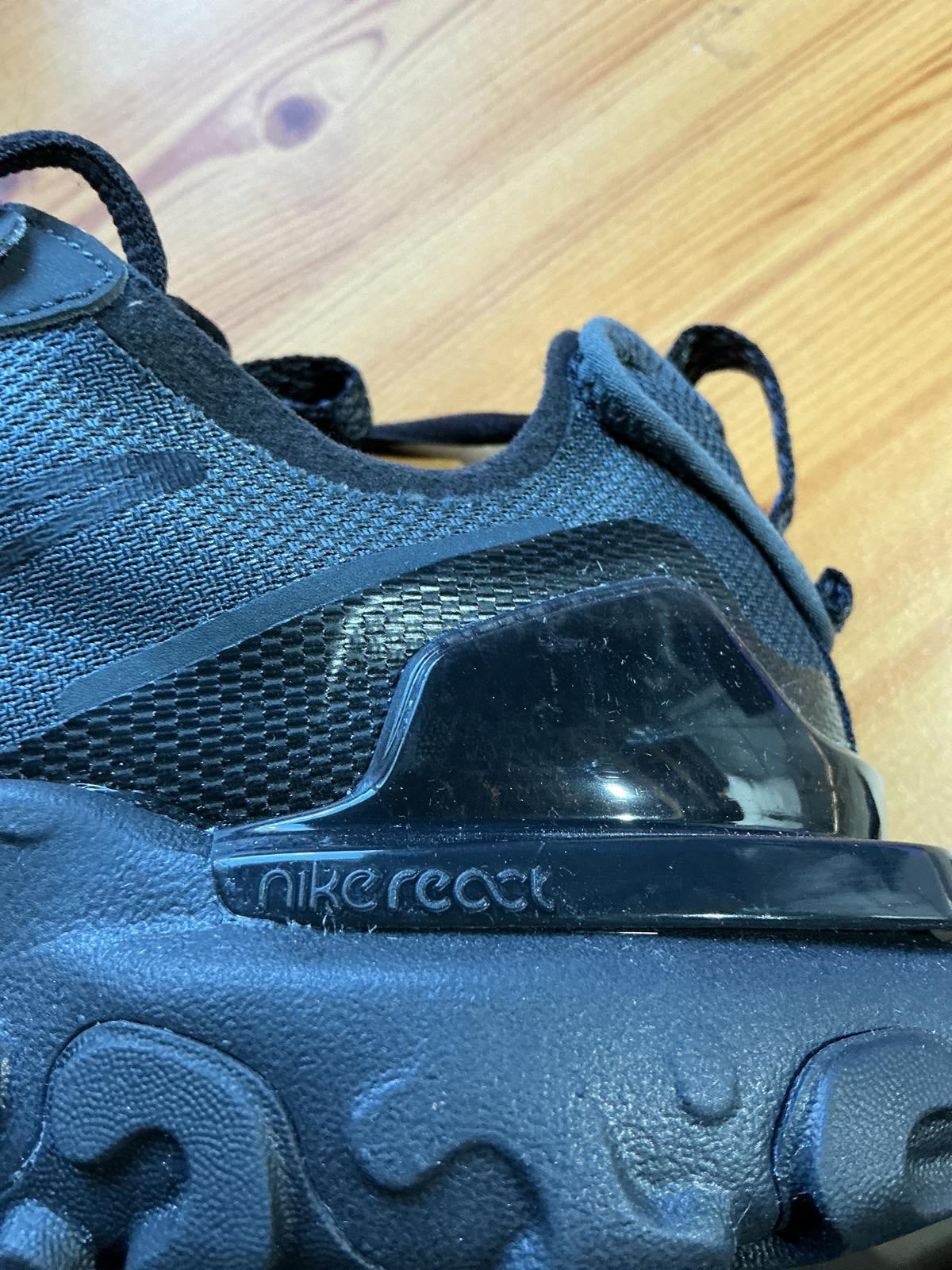 Nike React Vision Men's Trainers Black and Grey