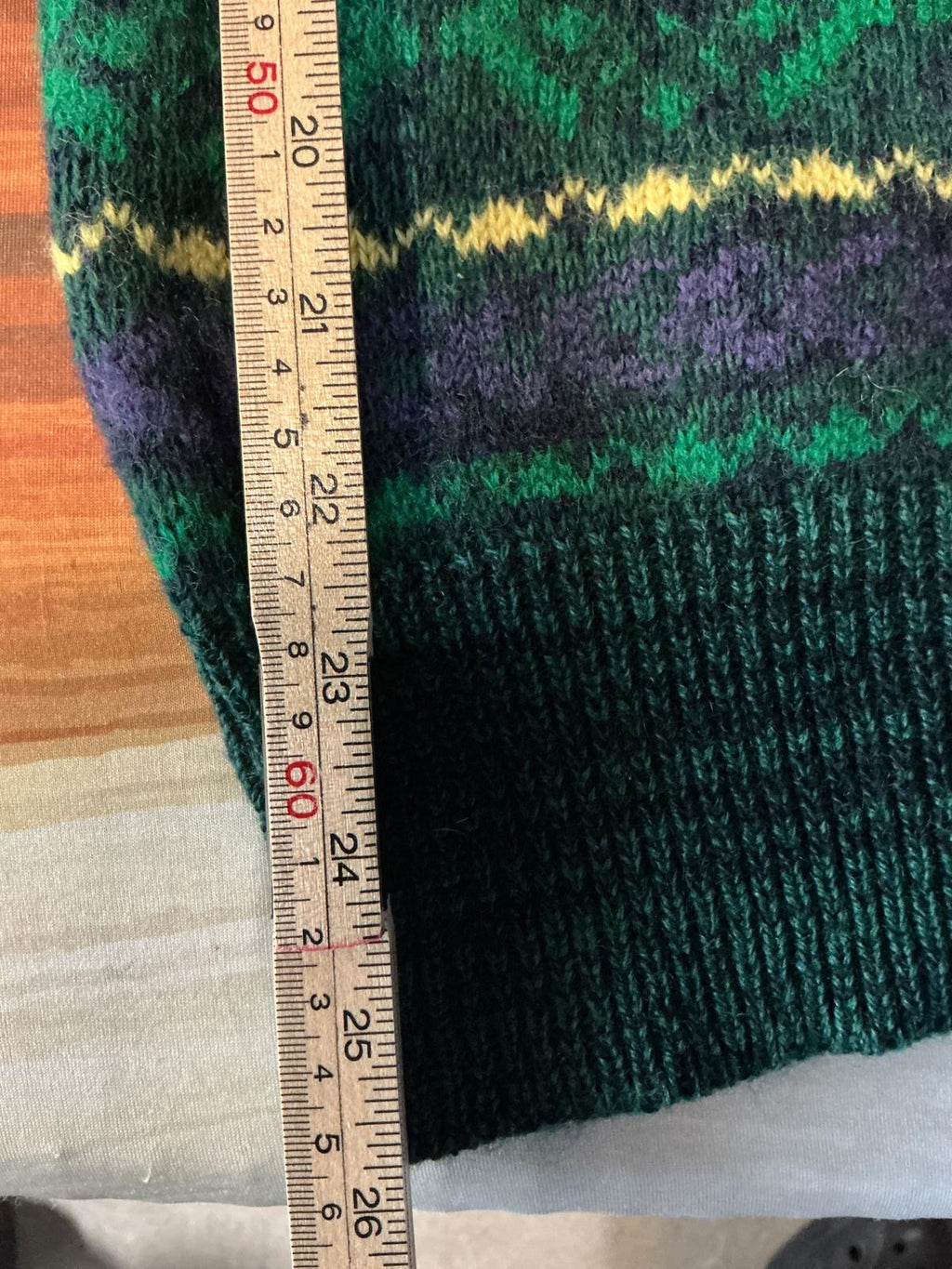Mens Patterned 100% Lambswool Sweater medium