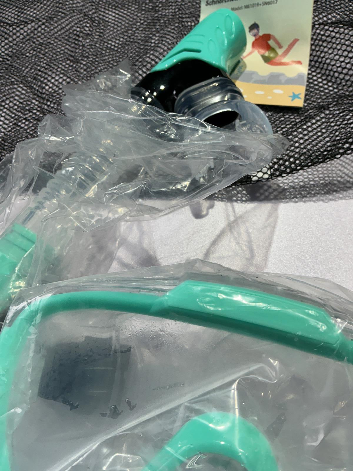 Lealinga Adult Snorkel Set with Mask and Tube - One Size