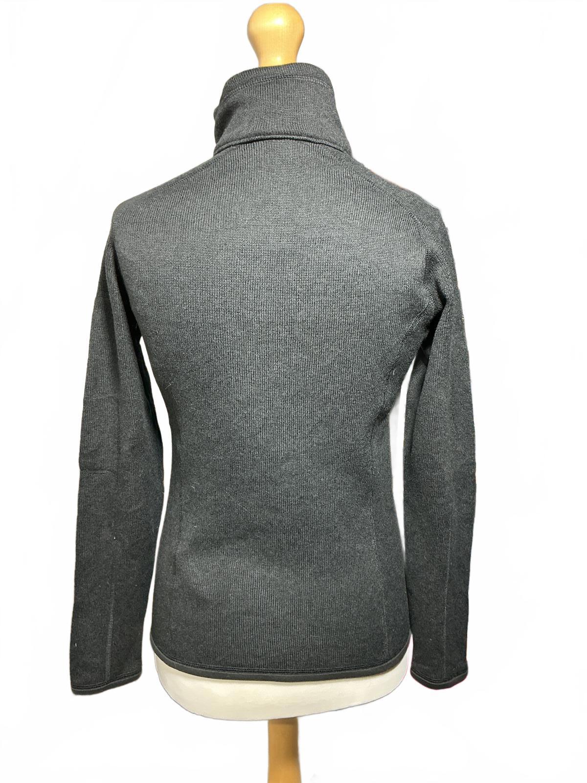 Patagonia Women's Dark Grey Full Zip Fleece Jacket Size Regular S