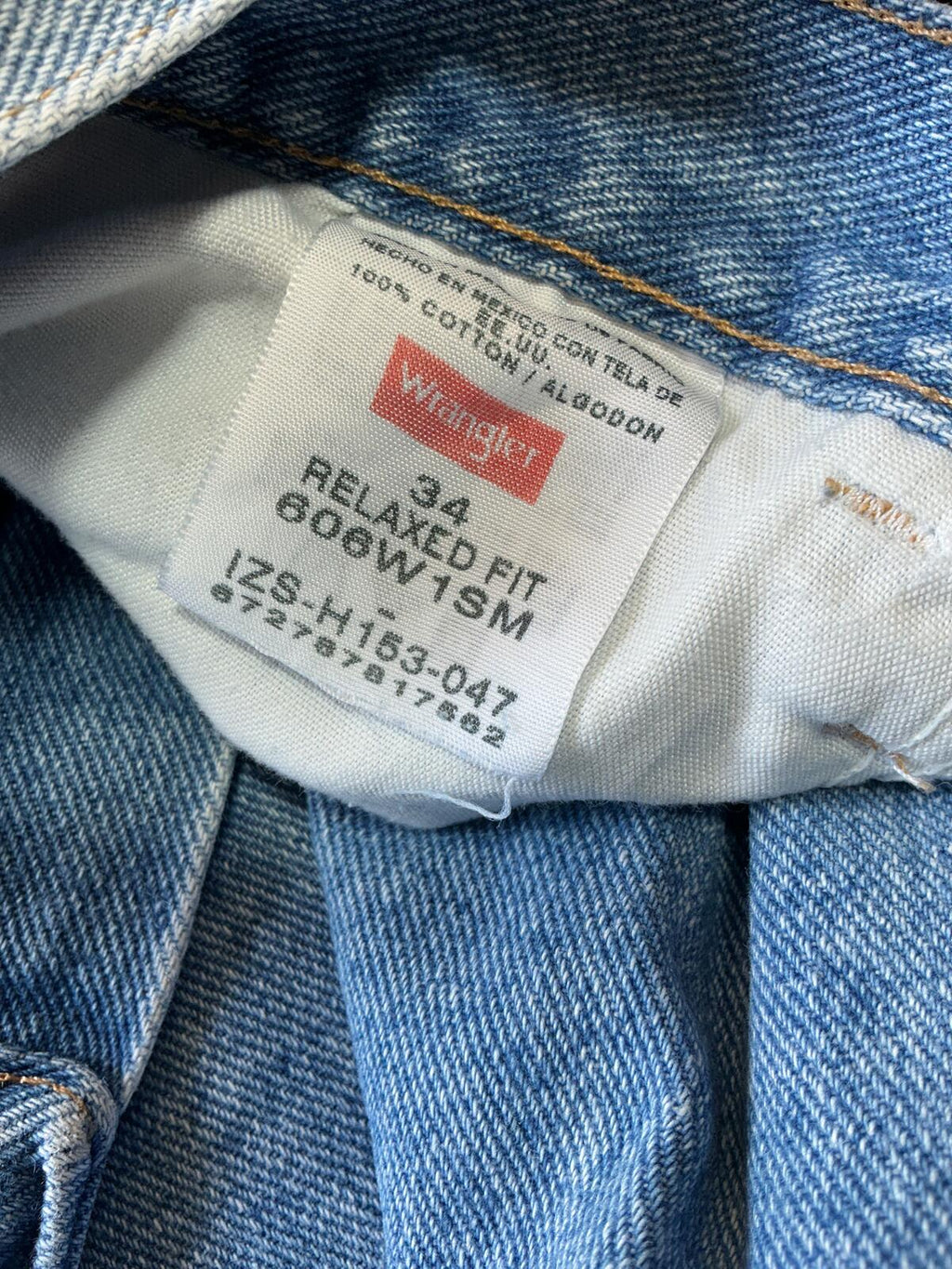 Wrangler Relaxed Fit Denim Jeans Size 34 Comfortable Casual Style