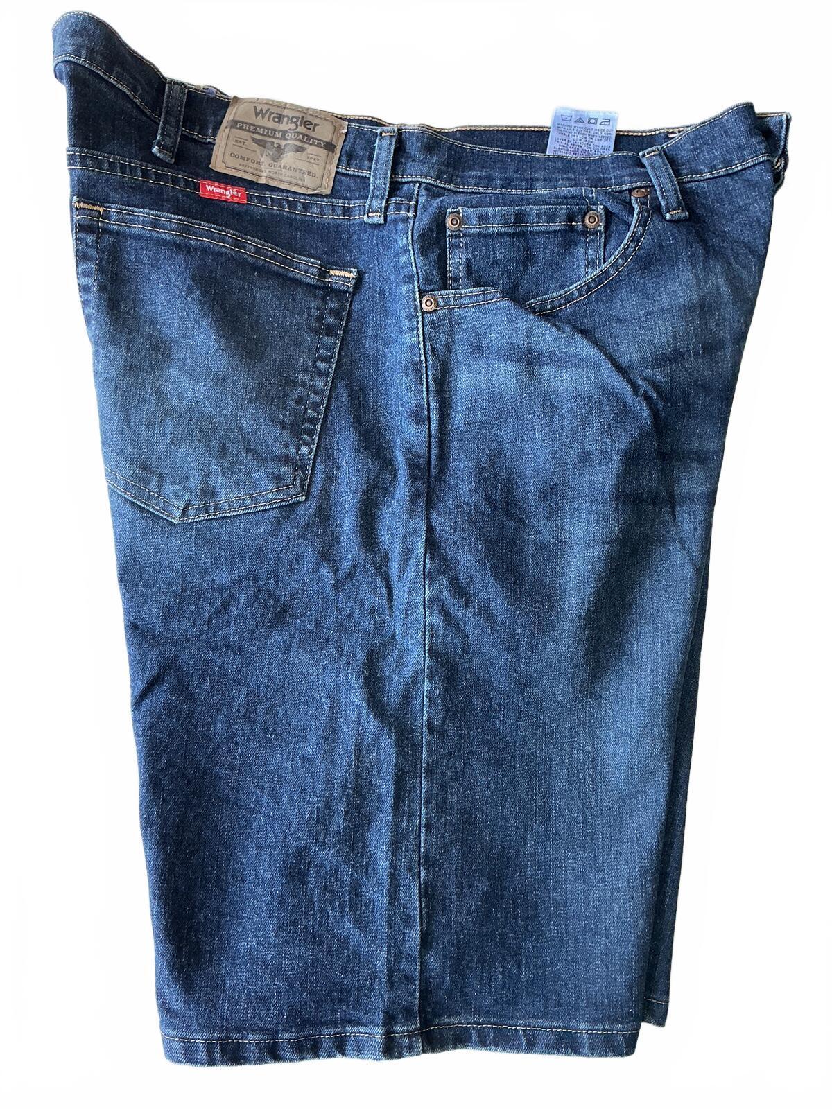 Wrangler Classic Blue Denim Shorts Waist 34in. Comfortable Fit